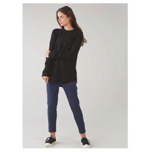 🍋 Lululemon Black Passage Sweater